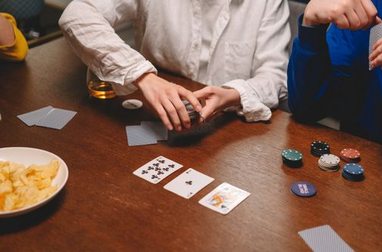 cập nhật game Debet